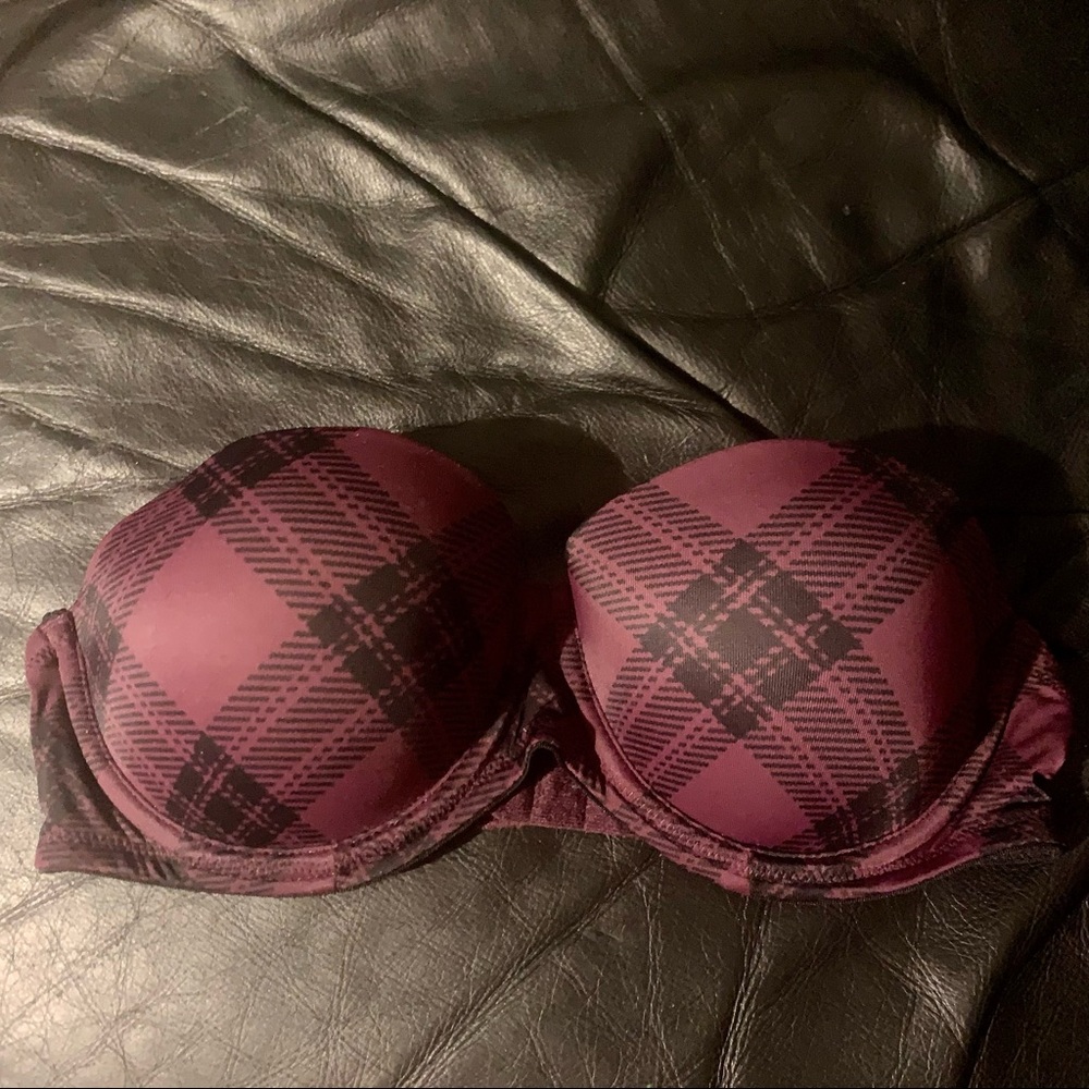 VS PINK push-up strapless bra